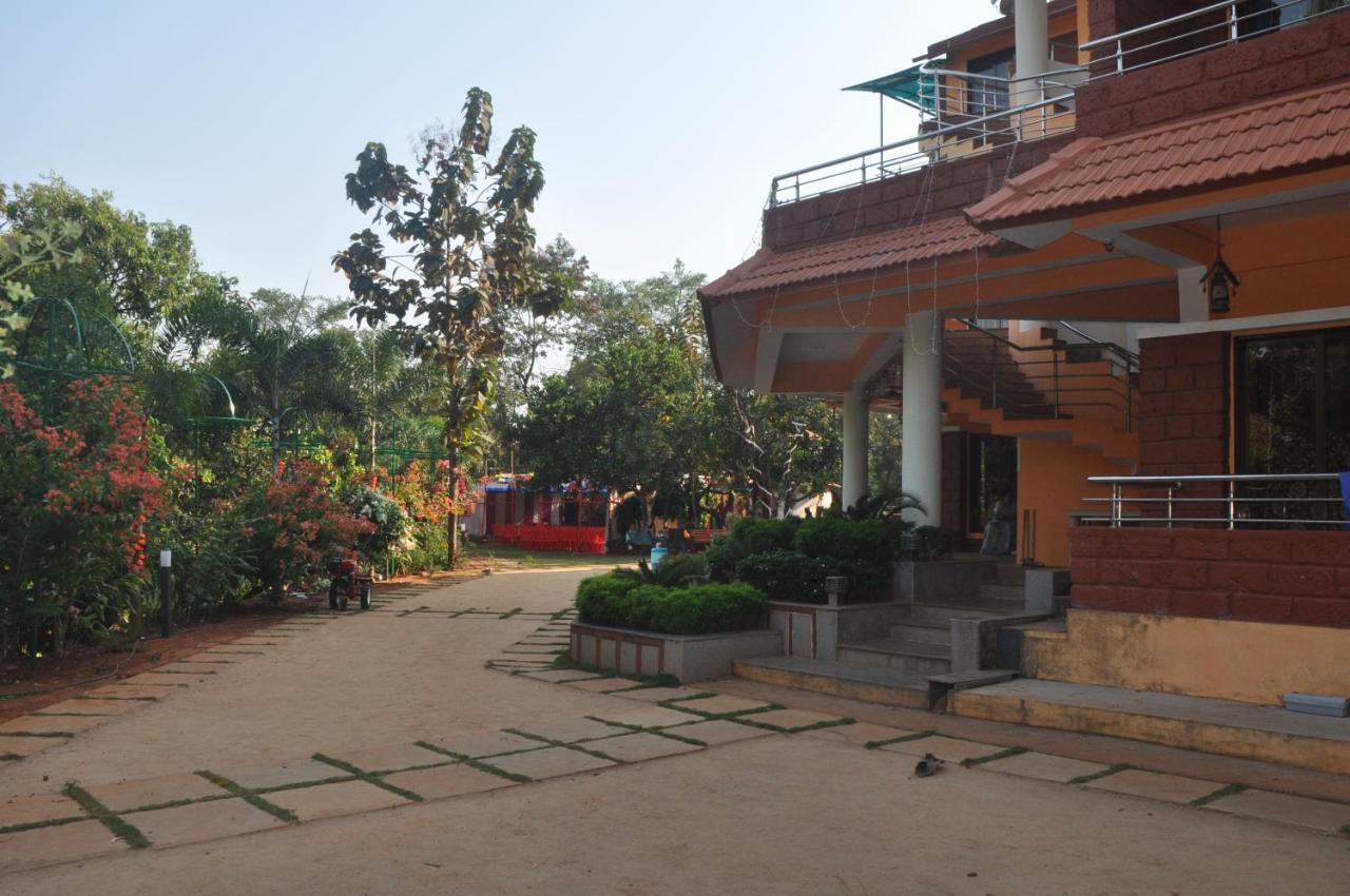 Shree Ramkrishna Anandvan Ratnāgiri Exterior foto
